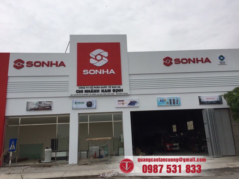 Thi công mặt dựng, sản xuất lắp ráp logo showroom Sonha ở phía bắc